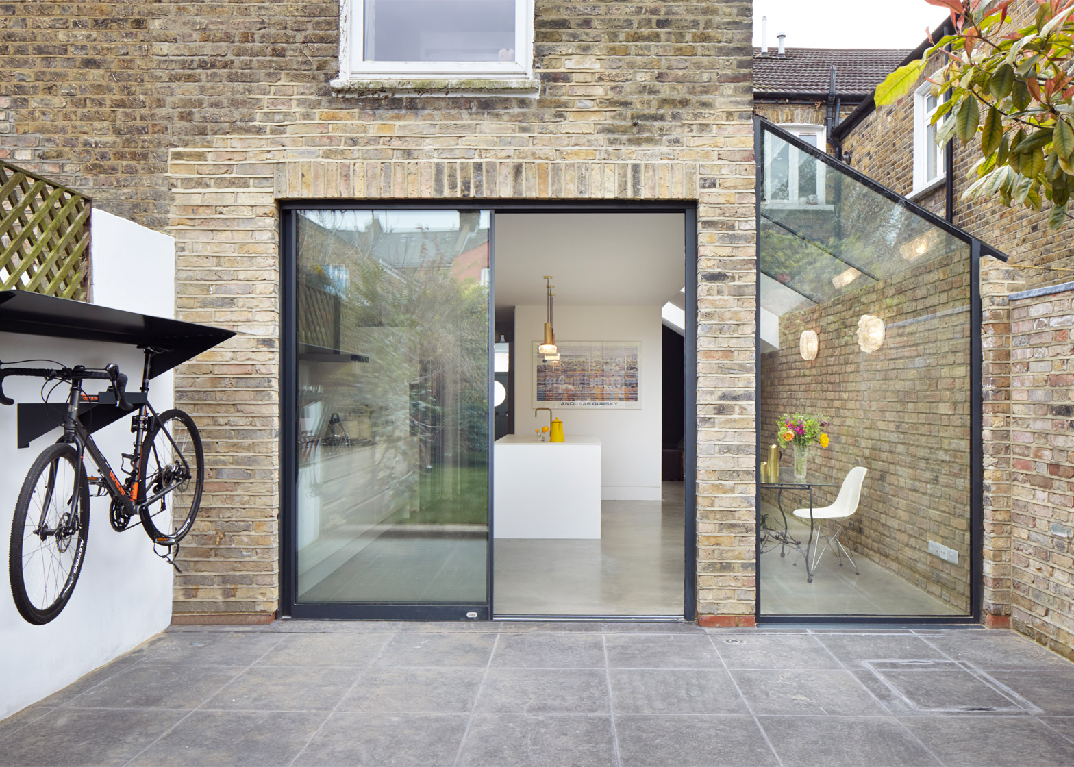 Rise Design Studio Adds Glass Extension To North London House