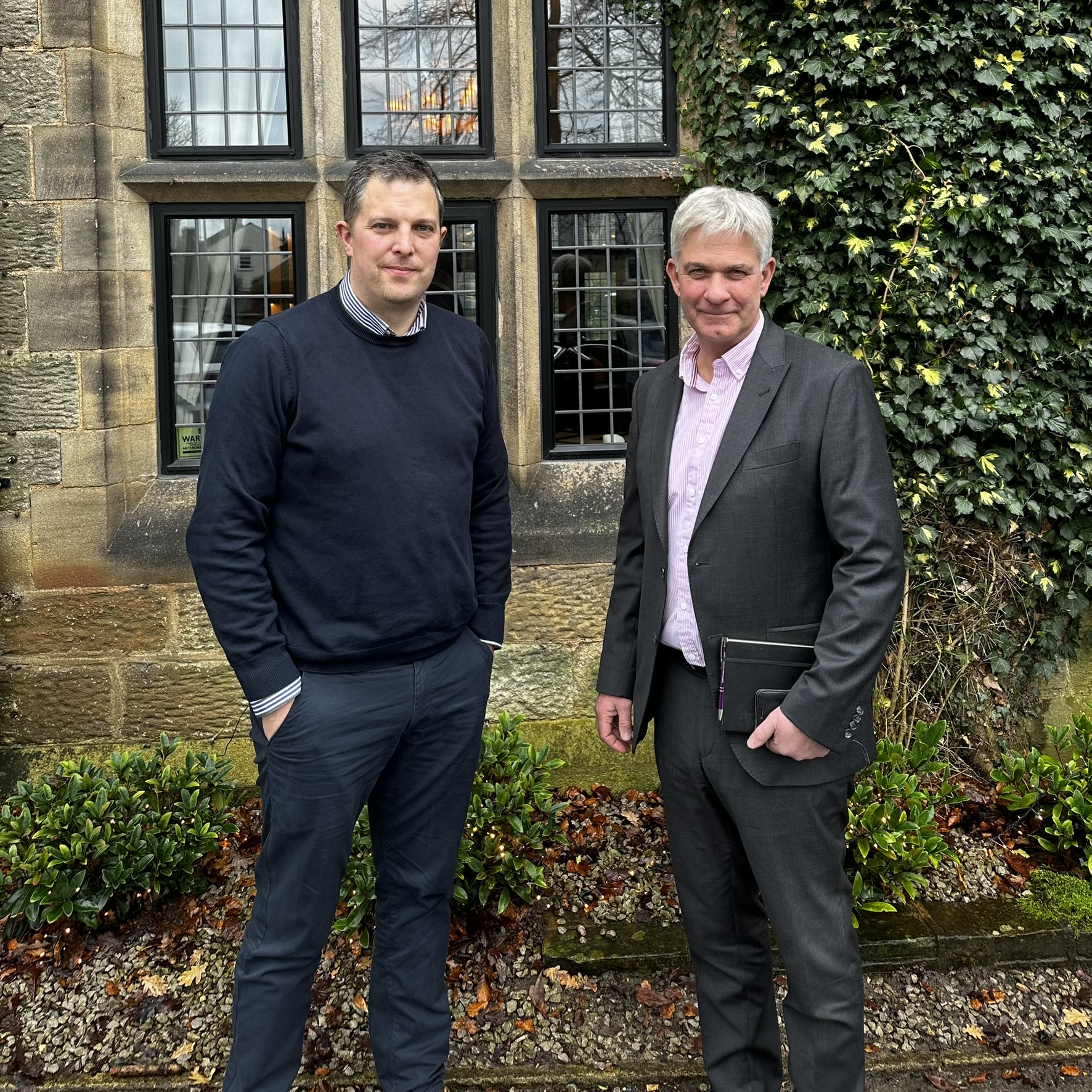 JPS and George Boyd partnership John Moss L and Brian East R JPS and George Boyd partner on kitchens and bathrooms offering