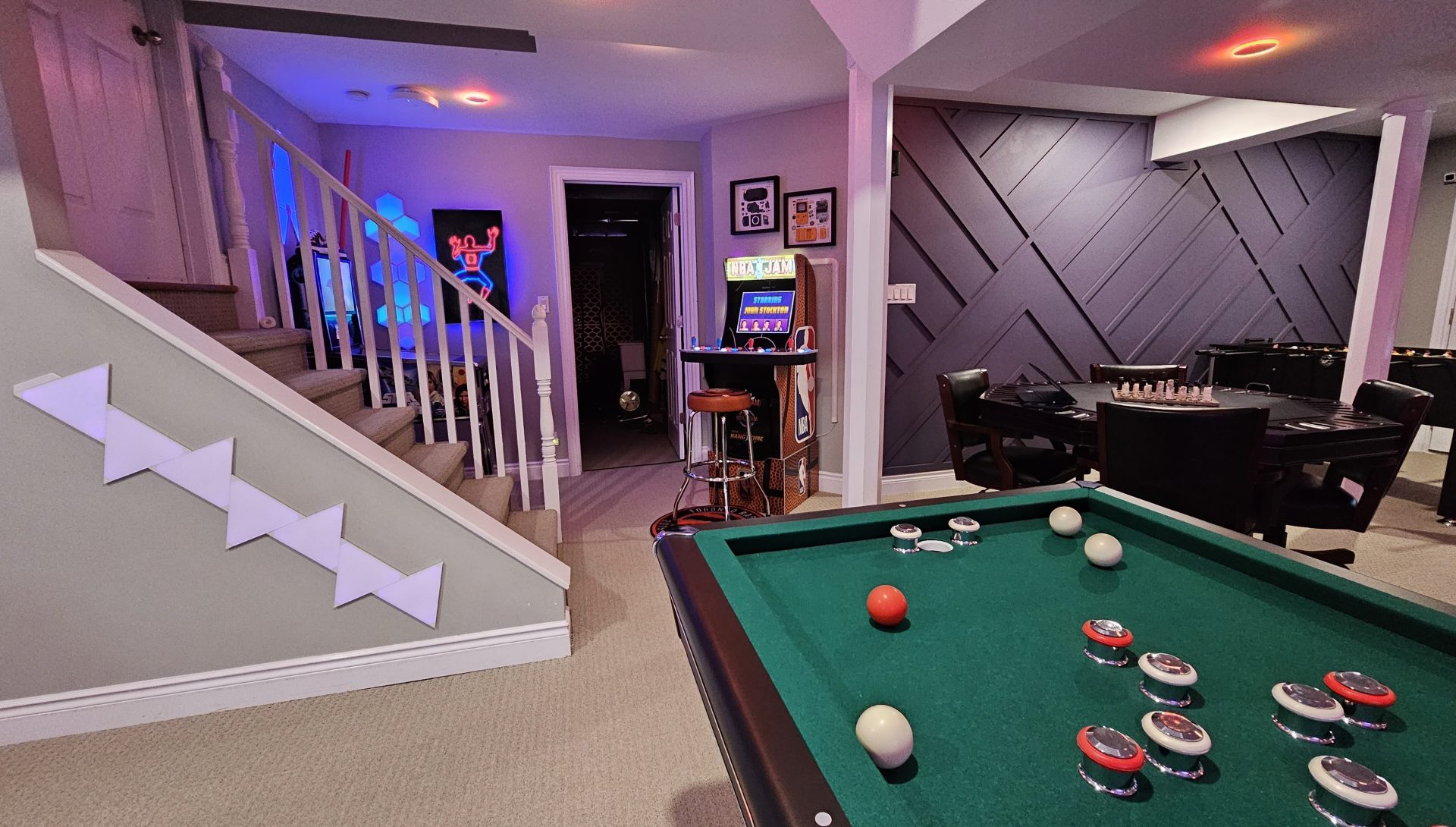 Jam Press JMP419668 £59,000 Basement Makeover: The Ultimate Man Cave with Poker, Fog Machine, and Theatre