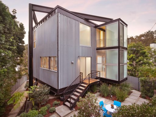 Jam Press JMP430600 Pierre Koenig's Architectural Swan Song: Iconic Home with Signature Spiral Staircase Hits the Market