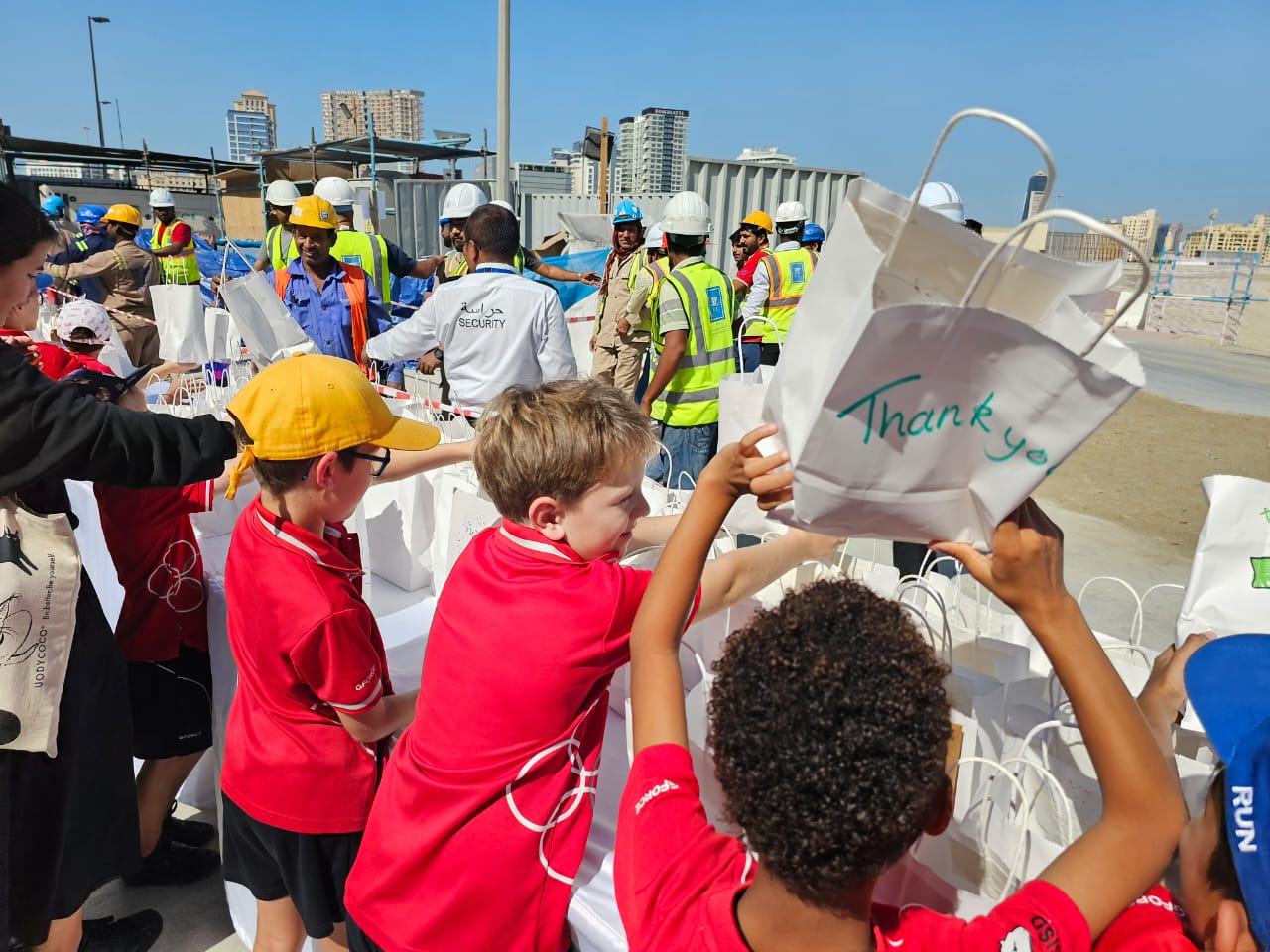 SWISS INTERNATIONAL SCHOOL DUBAI STUDENTS OFFERS THANKS TO CONSTRUCTION WORKERS