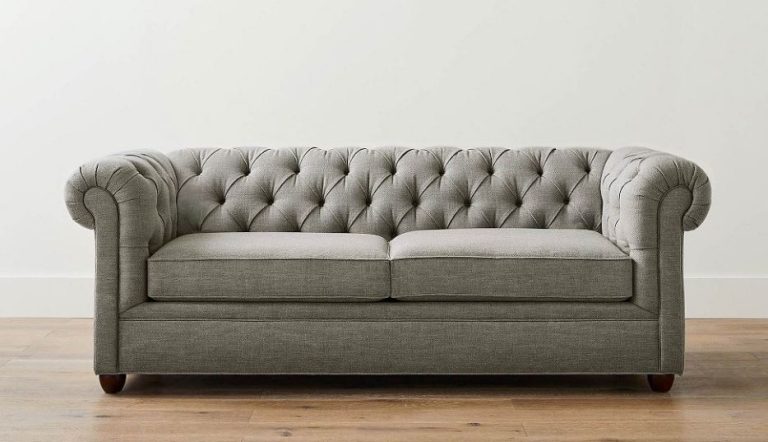 Pottery Barn Chesterfield Sofa