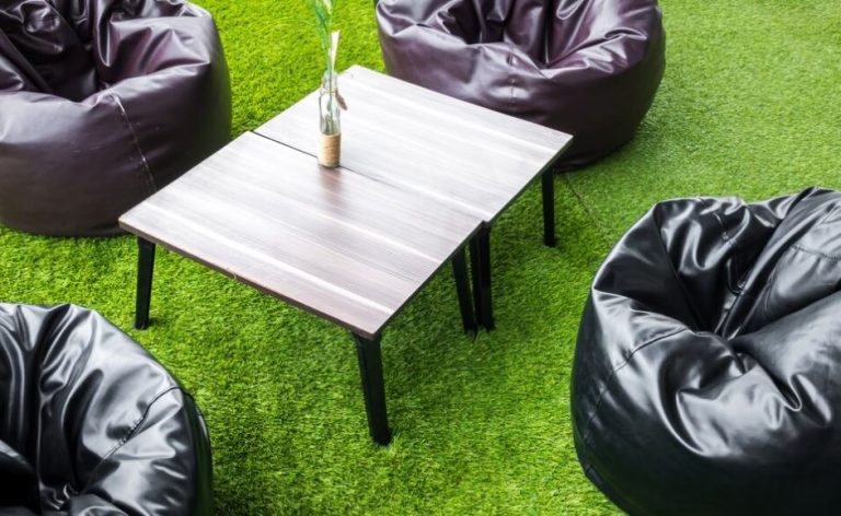artificial grass backyard