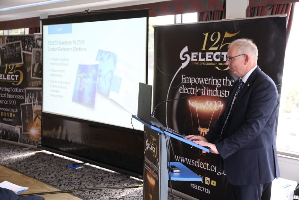 Alan Wilson launches the manifesto at the SELECT AGM