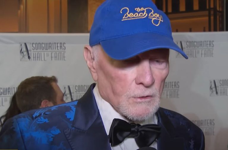Mike Love Net Worth
