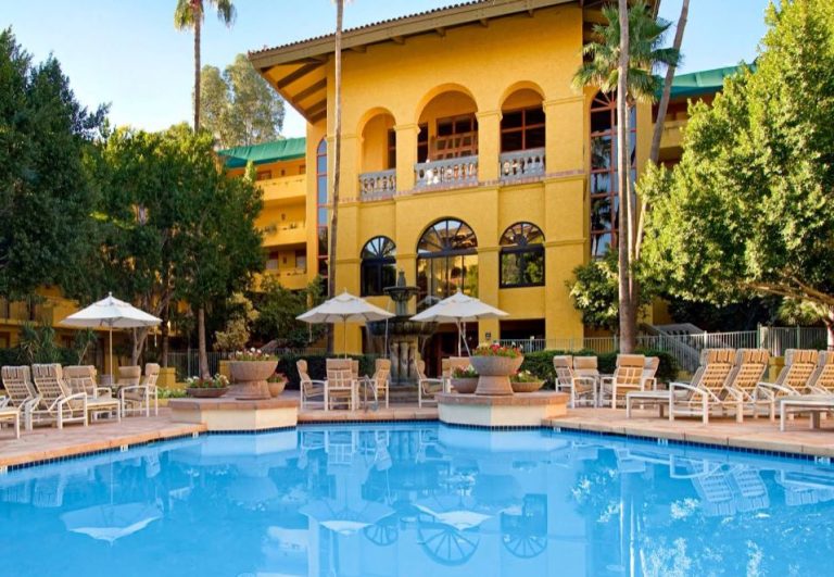 hilton phoenix tapatio cliffs resort