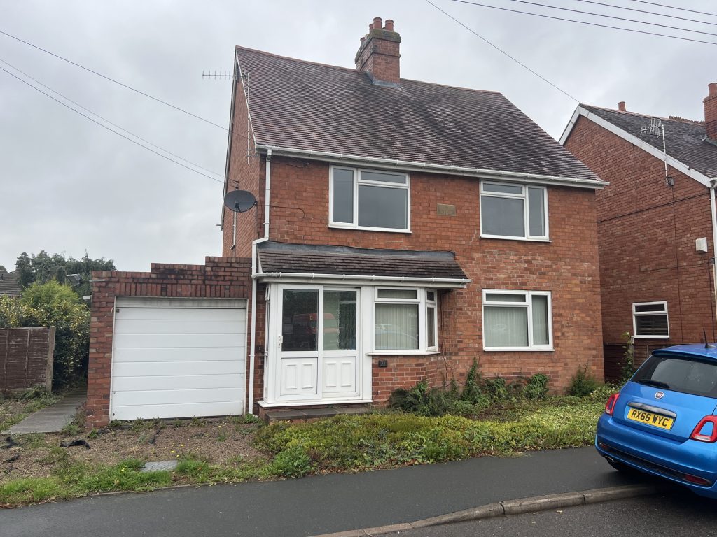 Bond Wolfe 21 Meadow Road front
