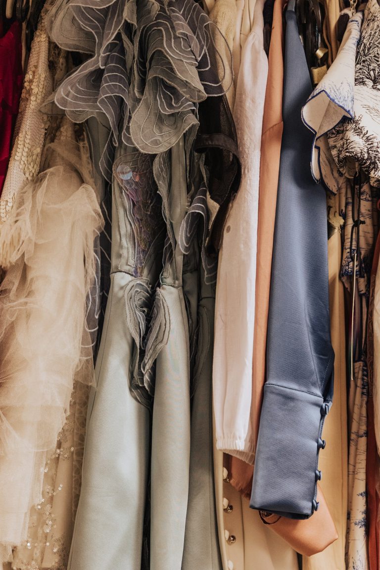 How to Choose the Right Fabric for Your Prom Dress