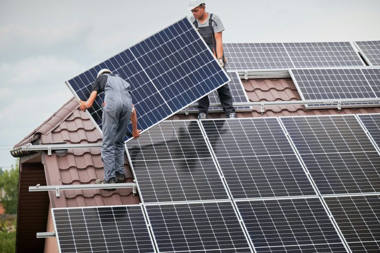 Can Local Solar Panel Installers Offer Better Ongoing Support? local solar panel support