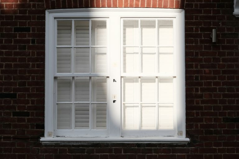 Timber Sash Windows: Design, Performance, and Long-Term Value Why Timber Sash Windows Remain a Popular Choice